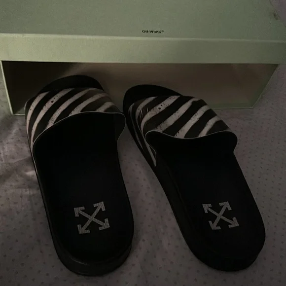 Off-White | Shoes | Offwhite Spray Stripes Slides | Poshmark display picture 1